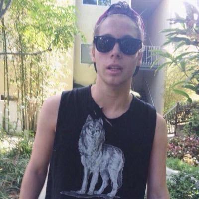 heeeeemmings's profile picture. PLS FOLLOW @irw11n !!!!