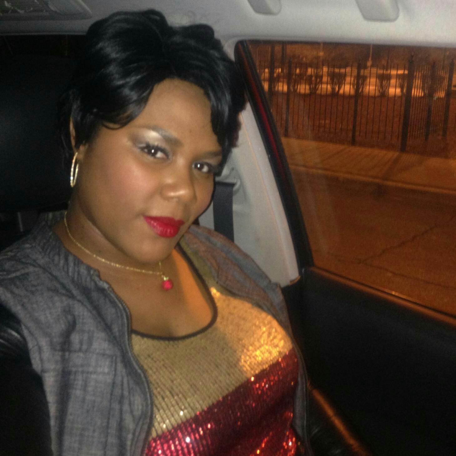 Manger/Owner of Rental Properties and Traveling Makeup artist