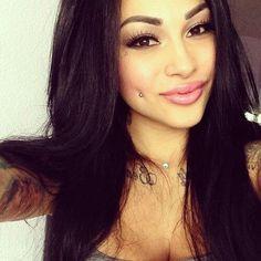 Showing pretty mamacitas from around the globe.US to Latin America.