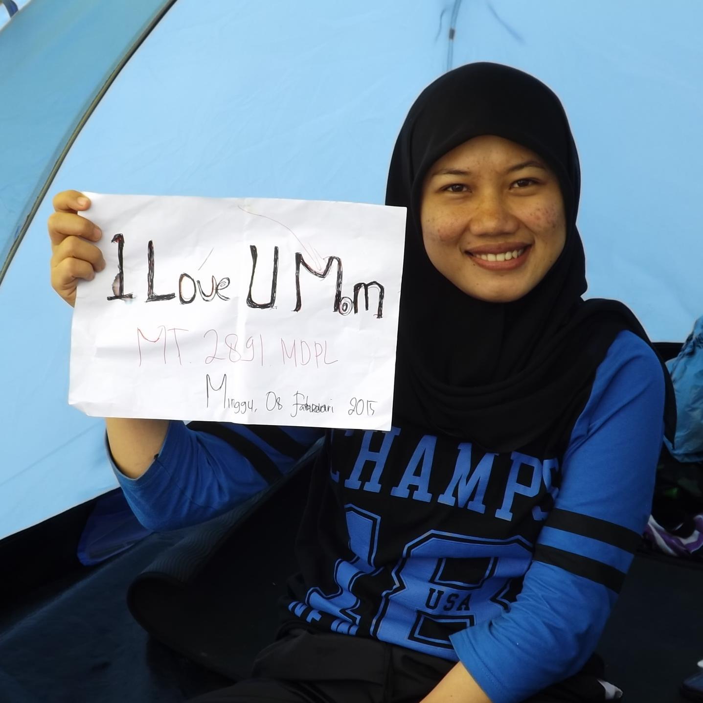 siska_siska11's profile picture. Jilbabku bukan jaminan aku masuk ke surga tapi setidaknya aku ingin menjadi wanita ahli surga