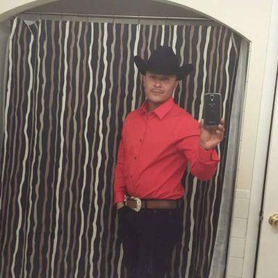 AldabaYarcinio's profile picture. 