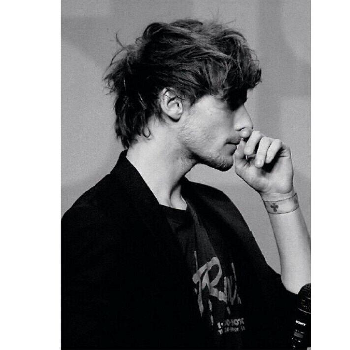 follow @ZaynPeanuts