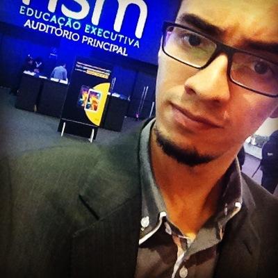 blendox's profile picture. Prefere fazer do que contar histórias.