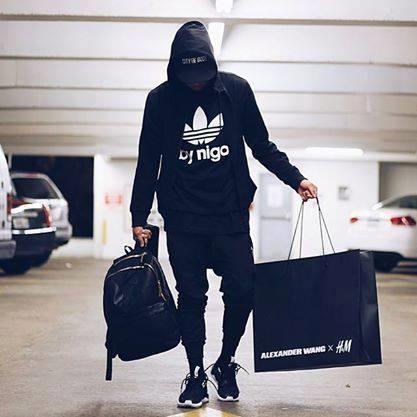 #GloryGlory Barca /(^_^)/  jus chill bro I know im KING #SMDWAMFC                    If i do not follow , i will follow in 2-3 Days :) Thanks for the follow :)