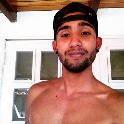 22.Promotor Web. @iClubPAUTA /Apoyando El Talento Nacional. Los sueños nunca desaparecen si la persona no los abandona.