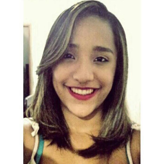 1.8   Pernambucana, Futura Farmacêutica, Noiva,Viciada em Séries.         Tu és Deus todo poderoso Deus!!!