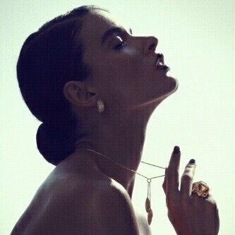 ‏‏ماتتحمسش أوي.