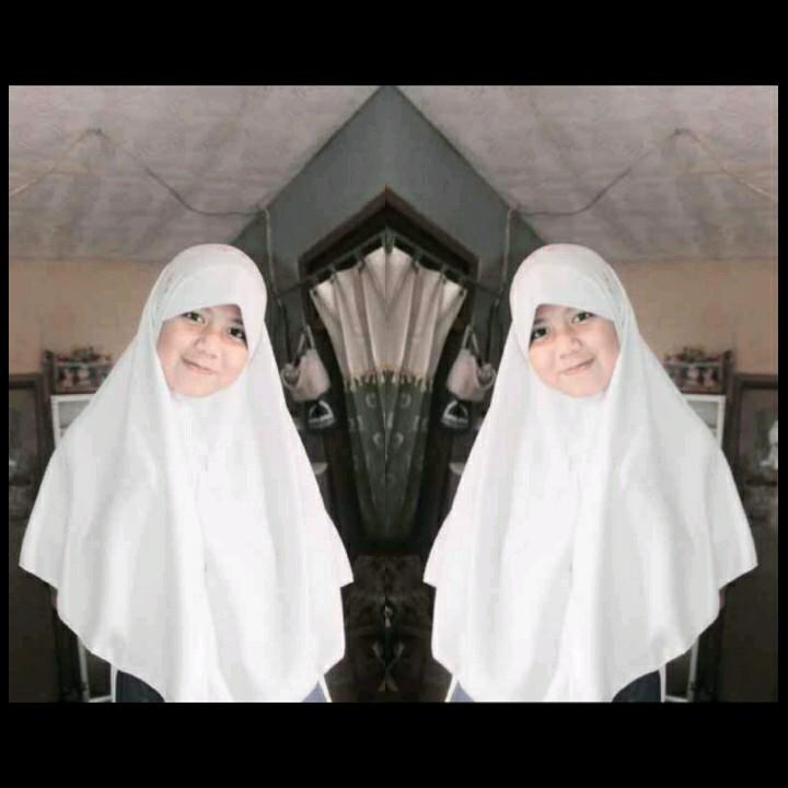 ayupaw12's profile picture. Ambia3