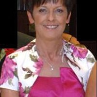 LINDA MCMULLAN - @LINDYLAMOT Twitter Profile Photo