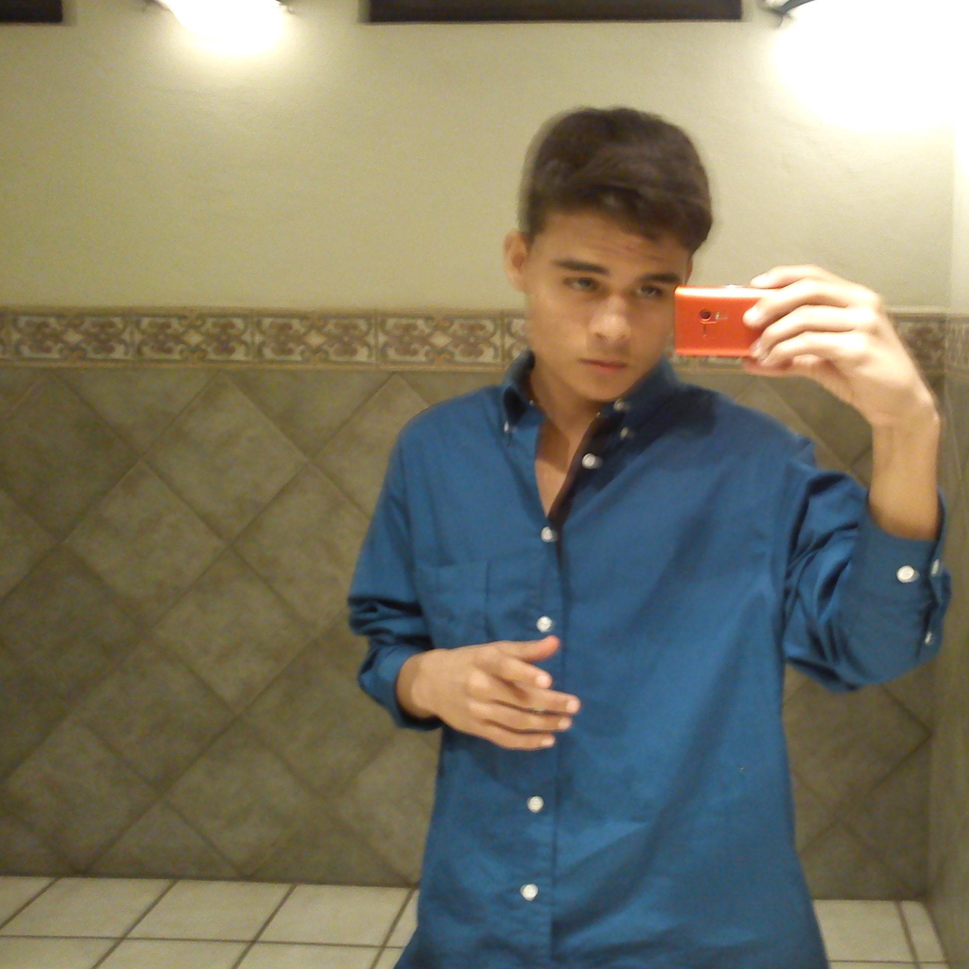 ivanGZ10's profile picture. 