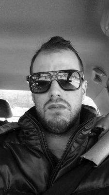 arthurgenthon83's profile picture. 