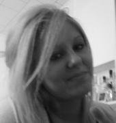 cherylmigas's profile picture. 