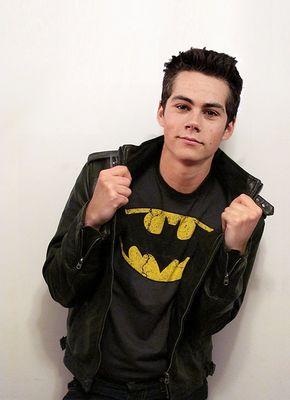Im Stiles...The only Human of Scotts pack I may be just a human but I can do alot Although im kind of a dork i do my best to protect my girl @StormEbonyH