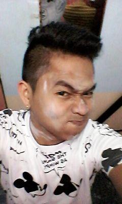 SINGLE BUT HAPPY XD !