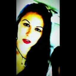 mother of 3 beautiful daughters,lover of nature,animals and art.