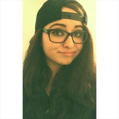 van_ssaa's profile picture. Never Look Down On Someone, Unless Your Helping Them Up.          Faith Community Church †
Photography♥
playful, always laughin