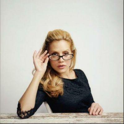 Traductora y seductora de la UMA. De TebiByte por la vida. Traductora no se ase, se nase.