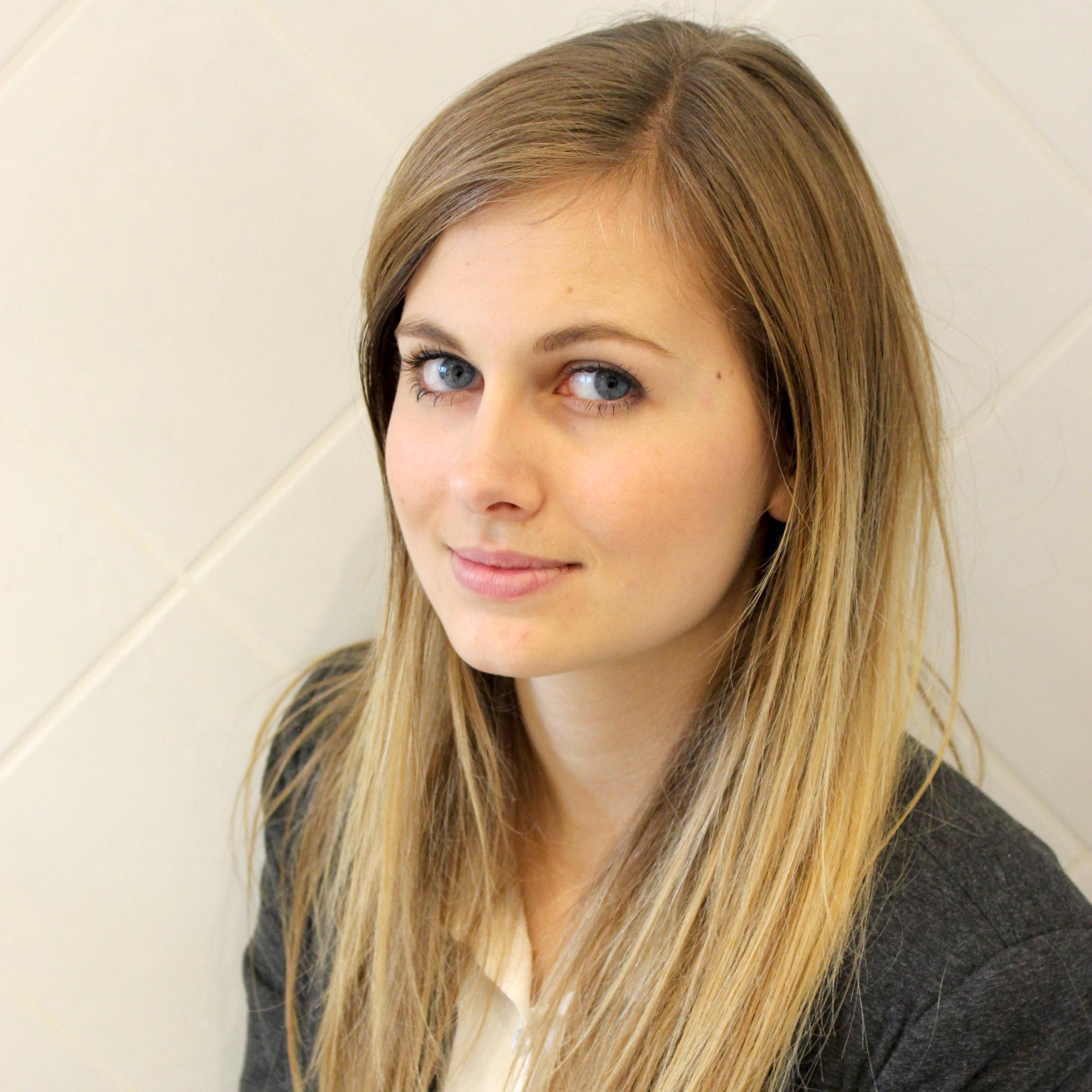 lmarielecordier's profile picture. #CM #Webmarketing #Digital | Inter-note chanteuse | Guitariste intergalactique | Oui je kiffe les mots dièses et sans bémol !