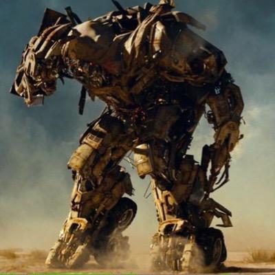Let me Strip the Very Flesh, from his Body! Optimus, he Protects the Boy... Even in Death, there is no Command, but Mine! Starscream, I'm Home! DIE!!!