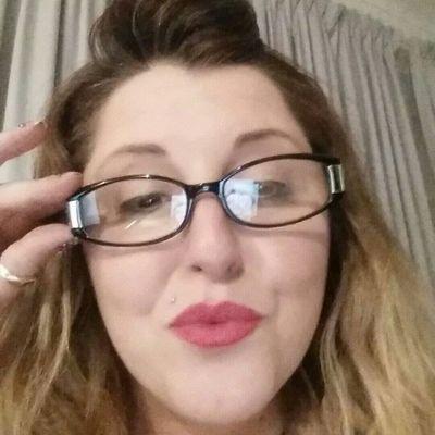 gillbym's profile picture. Mum, sister, daughter. iPhone, LUMIX, Windows. Metal, rock, spikes, skulls. purple, red, black. Cars, shoes, bacon...