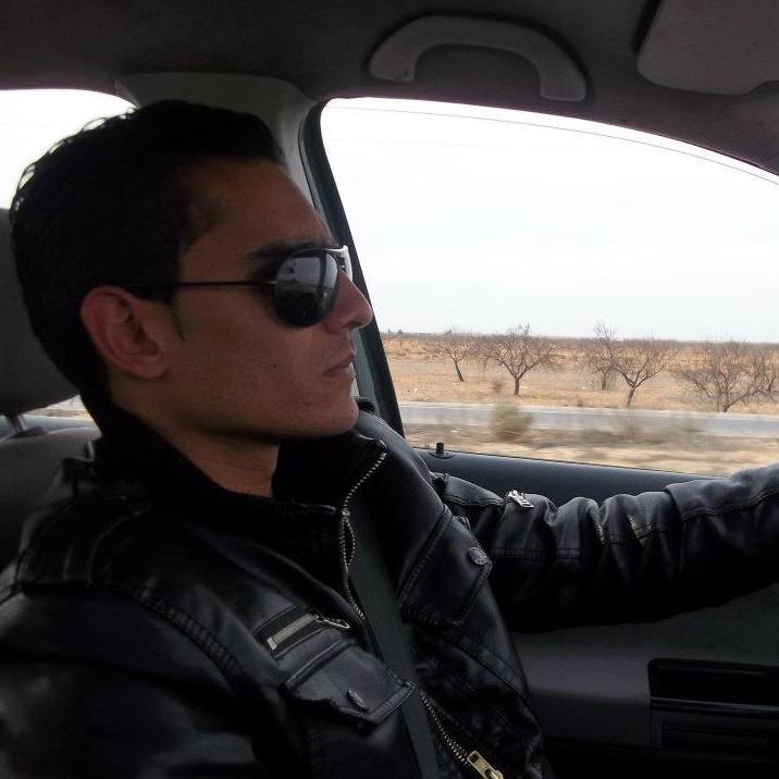 MonesSoua's profile picture. 