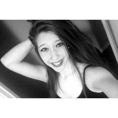 honeybee_911's profile picture. I put the hot in psychotic | instagram- ceebee.ig | snapchat- snapcassandra |