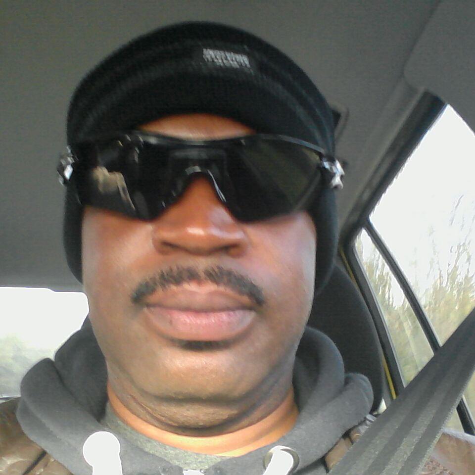 Brianmo13496608's profile picture. 