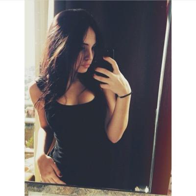 cause darling i'm a nightmare dressed like a daydream.