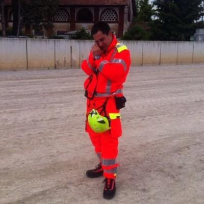 ...politico, studente di giurisprudenza, soccorritore, Presidente di Croce Blu Veneto onlus ed amante del mare... Facebook: Nicolo' Leotta (personale e pagina)