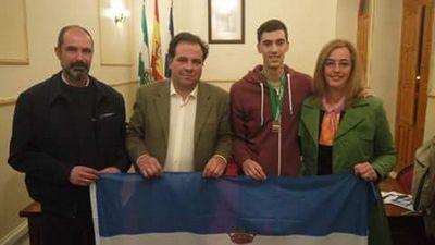 Atleta de triple salto perteneciente al Club Elche Decatlon.