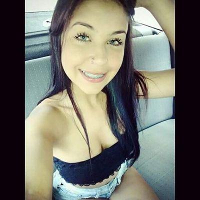 Mc Plebéia da dupla Mc's Princesa&Plebéia Facebook oficial: http://t.co/LOx3rl8gzh Contrate ☎ : (011)-23674603 KL Produtora