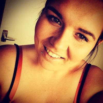 LaurenXMcDowall's profile picture. well not much I can say .. I dont use this much but gonna start bk on it .. follow me and I will follow back xoxoxo