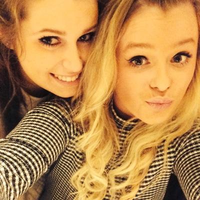 zarabx's profile picture. Wear your head up high, but your heels higher.