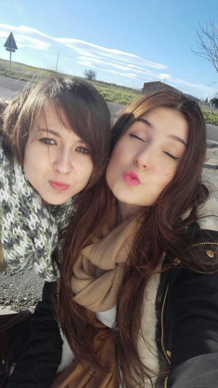 lidiaarobles's profile picture. Que las locuras que hagamos hoy sean bonitos recuerdos mañana. ~