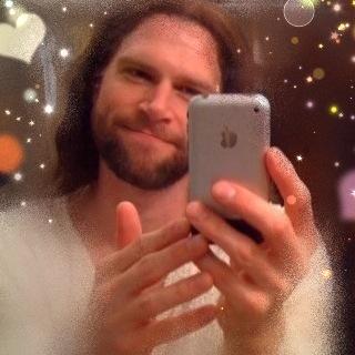 williamloong250's profile picture. hey guys,if you follow me i will help you everythings! because i'm jesus!lol