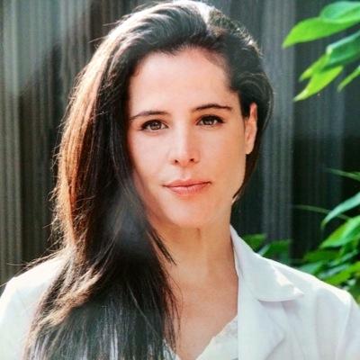 Clínica MER está enfocada en terapias innovadoras, como las células madre y exosomas, para estimular la regeneración celular y promover la curación del cuerpo.