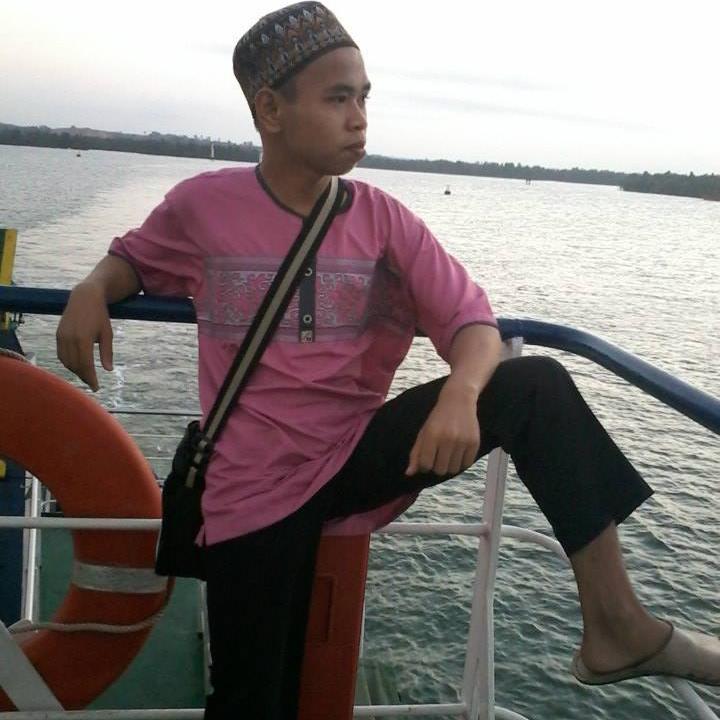 my name is achmad maulana^ 
birthday 30 october