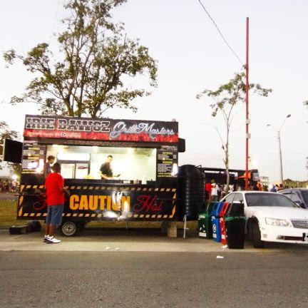 The Greatest Hotdogs & Burgers In Sweet T&T