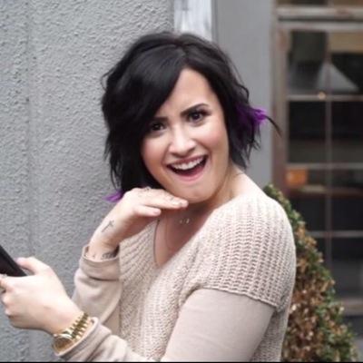 DEMI:hot for us all