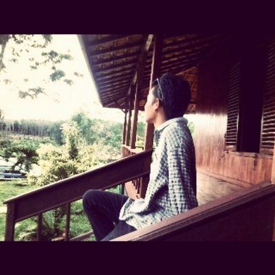 FtrFathur's profile picture. make a story with coverjrpunk play with itswelcomeholiday go out go holiday with leaf project i just wanna lay in my bed having fun everday!