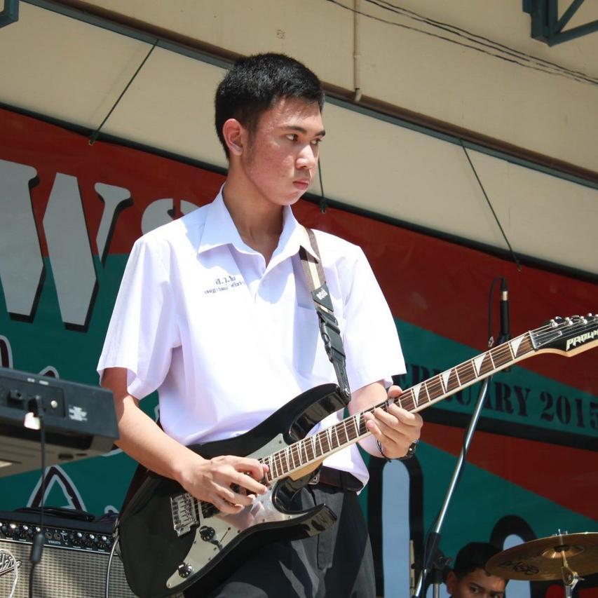 Guitar of Roommate