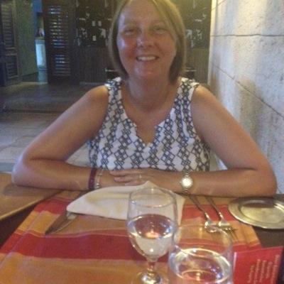 JacquiEvans12's profile picture. 