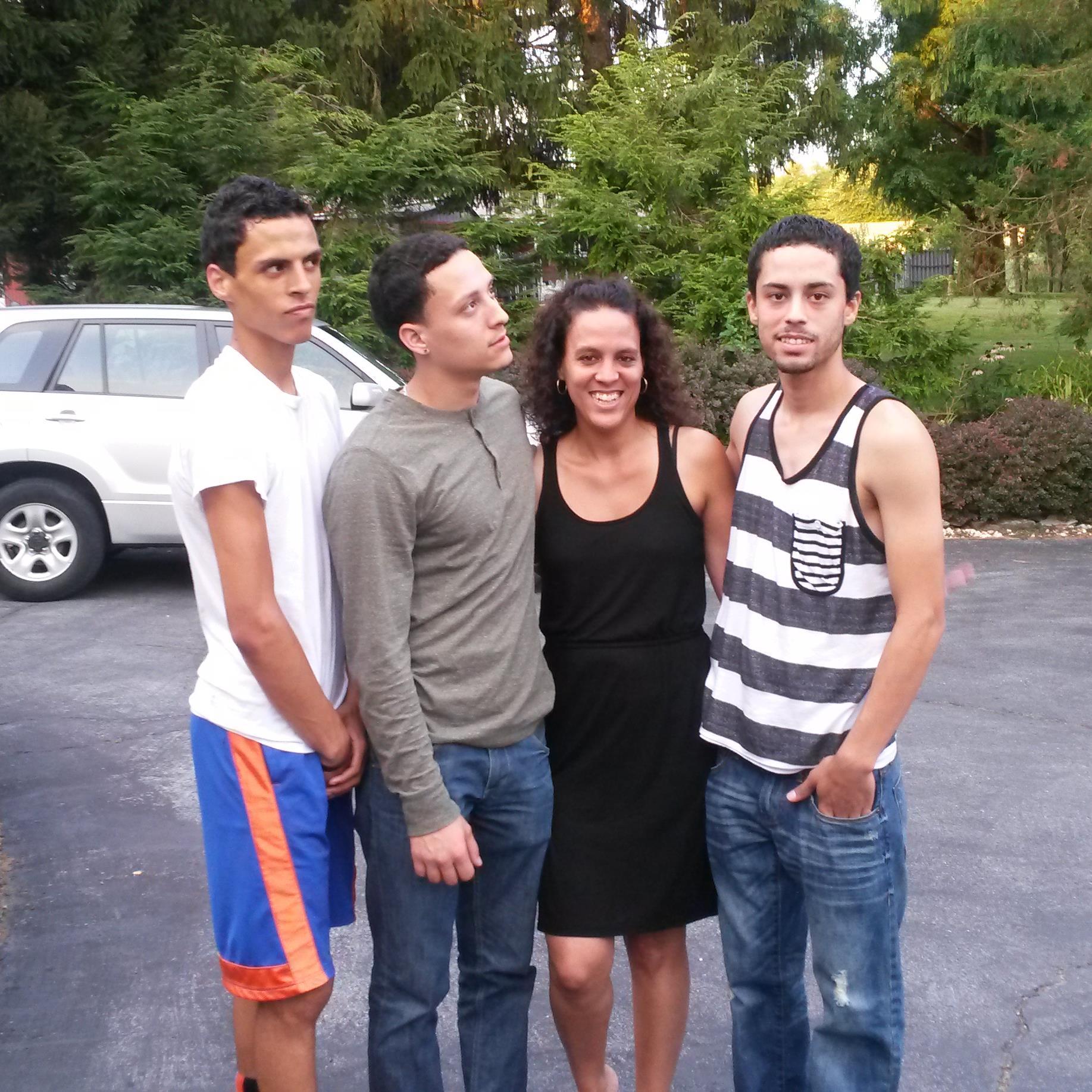 LopezVeelop5's profile picture. 