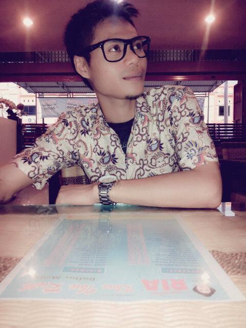Tgl/30/Des/1991...   Belar Mengiklaska Sesuatu Yang Memang Bukan Untuk'Q,,!!?? PIn BB 25D38333