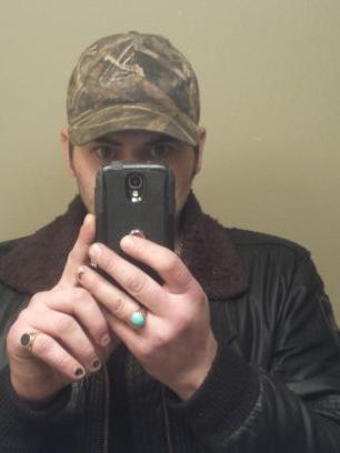 Fisssp's profile picture. just my papers, business papers.