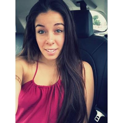 MeowItsEmma's profile picture. Tramps like us, baby we were born to run