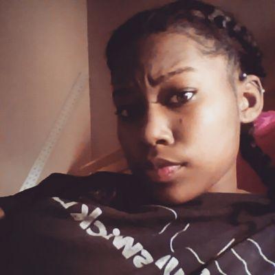 ninalogant's profile picture. I'm mean