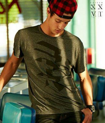 Actor and Viner  Be Different its Attractive.