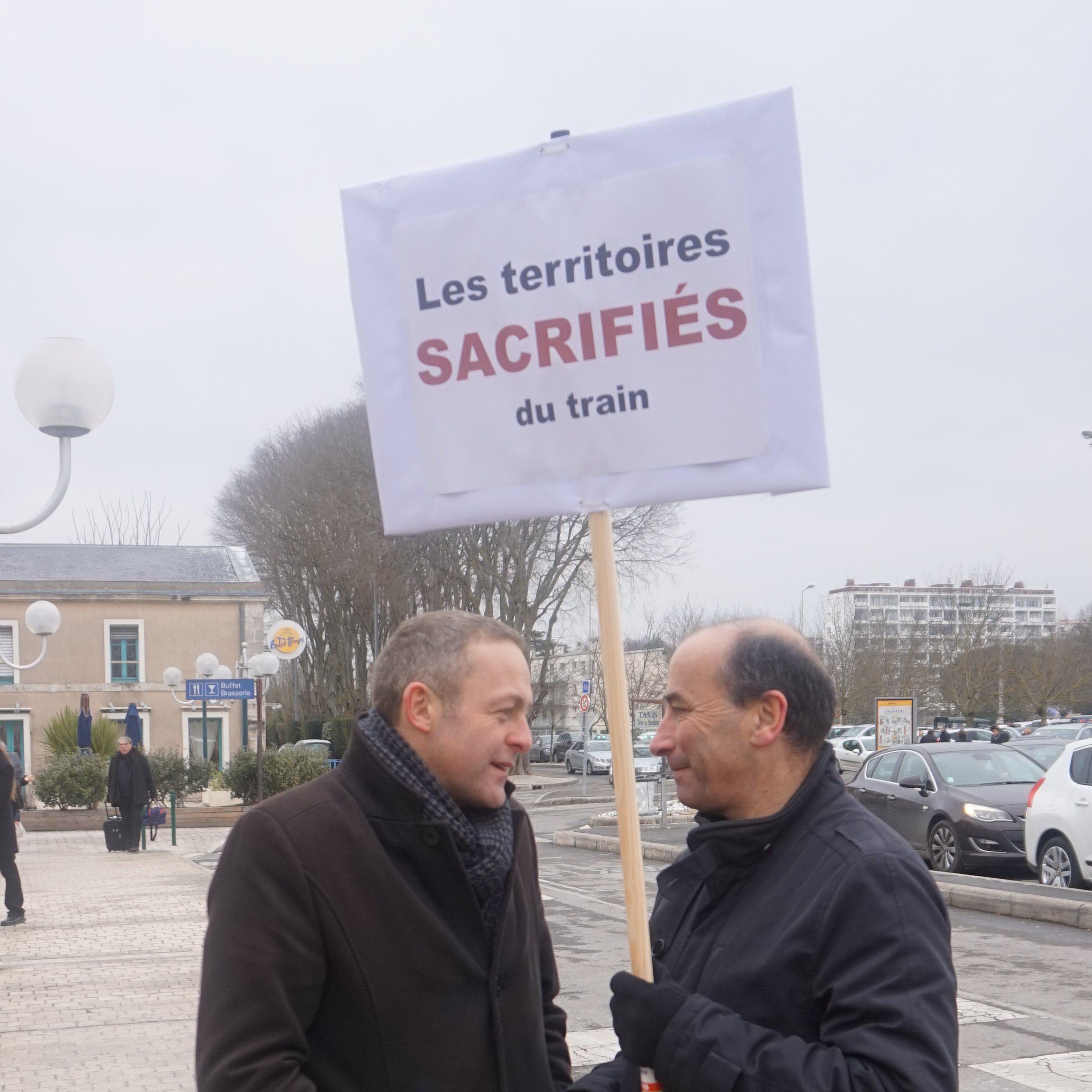 Groupe des élus de l'opposition du Conseil Général de la Charente - divers droite, droite et centre-droit.