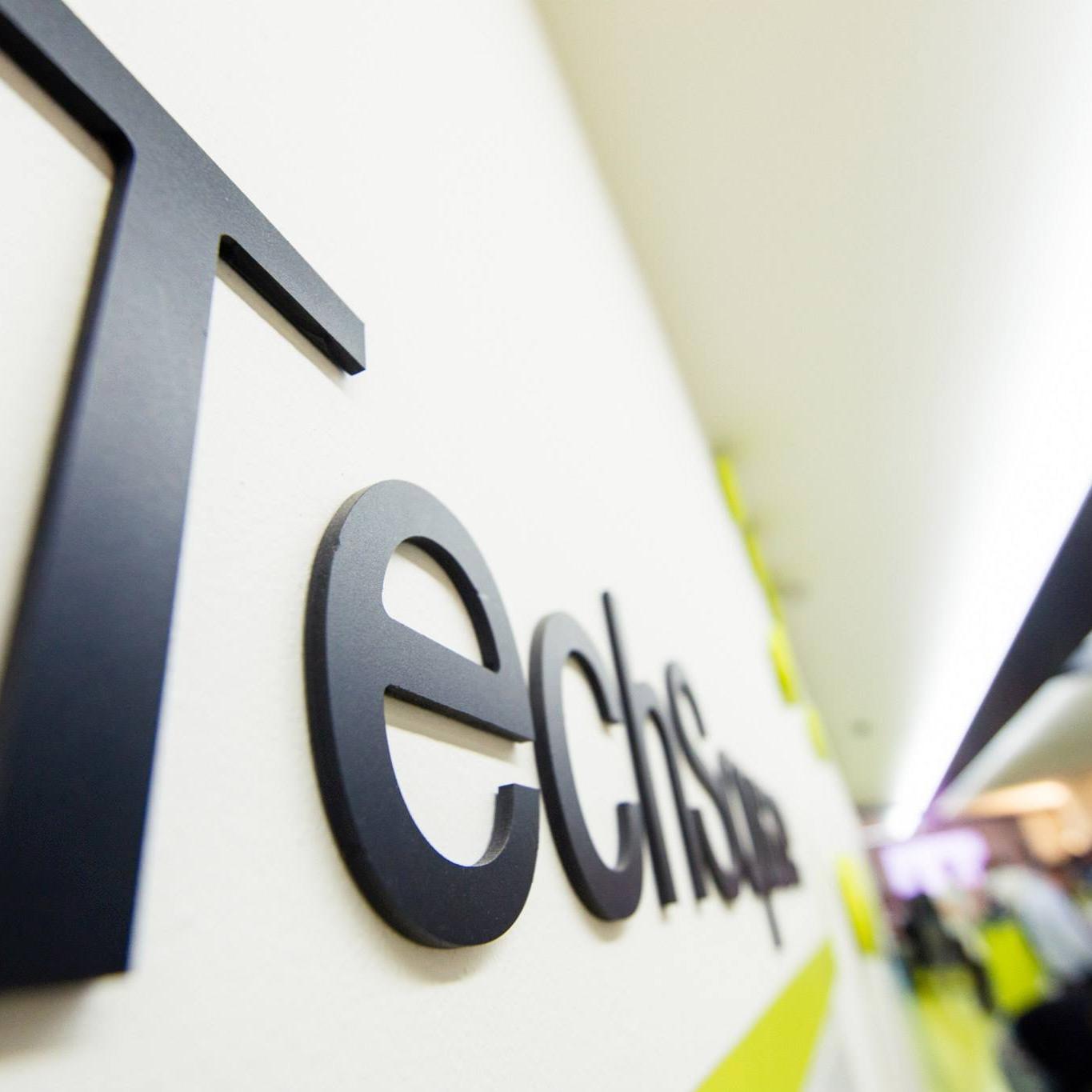 Enabling corporations & startups to join forces and thrive!